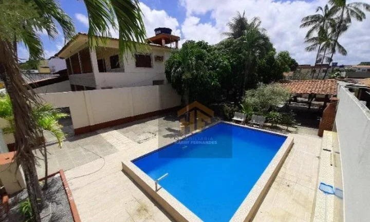 Imagem Casa com 08 quartos, localizada em Fragoso, Olinda - Pernambuco