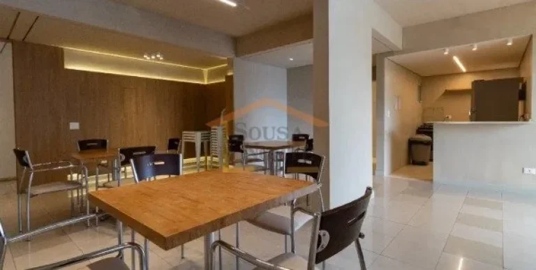 Imagem Apartamento à venda. Conta com 3 dormitórios, sendo 1 suite, 2 banheiros, ambientes amplos, bem il...