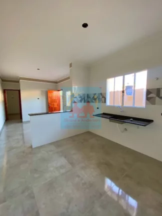 Imagem Casa na Praia de Mongaguá com churrasqueira, 239.900,00