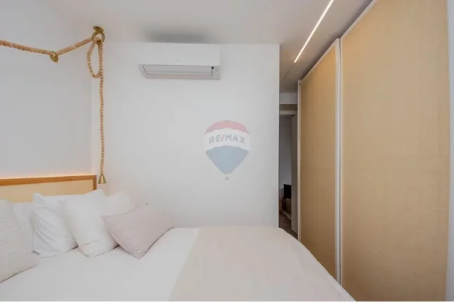 Imagem Apartamento Garden que se destaca pela localização no bairro charmoso da Vila Madalena, com 2 dormitórios, sendo 1 suite, 2 banheiros e 1 vaga .