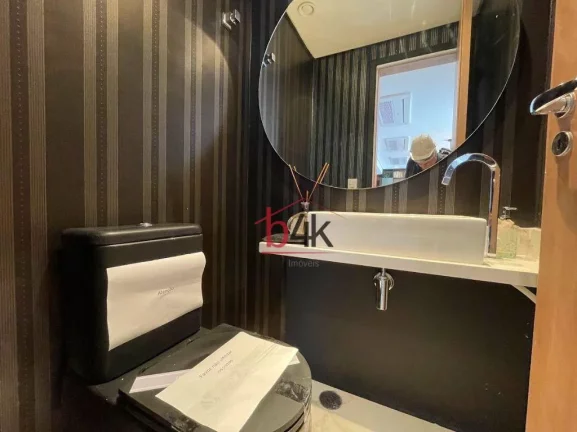 Imagem Apartamento no O Parque Brooklin com 197m² de área, 3 suítes, 3 vagas de garagem, varanda com churrasqueira.