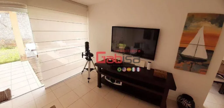 Imagem Casa com 4 dormitórios à venda, 300 m² por R$ 1.700.000 - Ferradura - Armação dos Búzios/RJ
