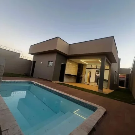 Imagem Casa 3 Quartos Sendo 2 Suites Sozinha No Lote Em Senador Canedo