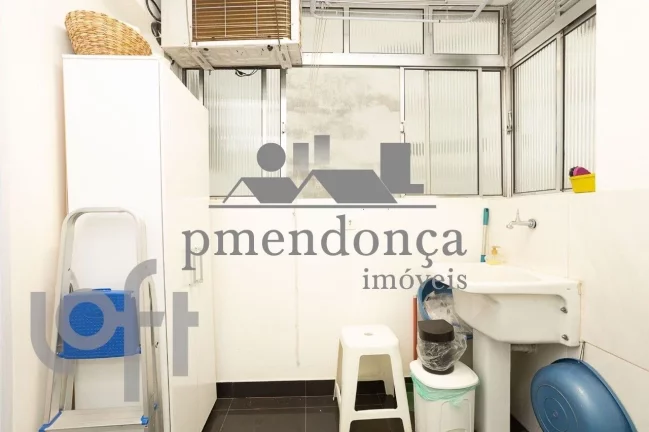 Imagem Apartamento a venda em Pinheiros com 2 quartos ( 1 suíte ) e 1 vaga, 75m²