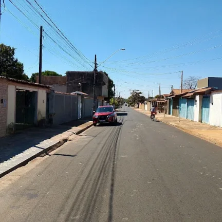 Imagem PIRASSUNUNGA-Casa 127m² com 2 dorm. 2 vagas à venda, por R$ 175.000 - Vila Santa Fé- Pirassununga/SP