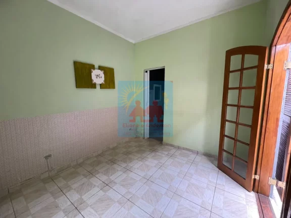Imagem Casa com piscina à 800 metros da Praia de Itanhaém