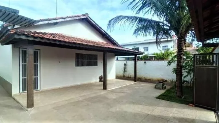 Imagem Casa à venda na Ilha Comprida/SP