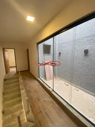 Imagem SOBRADOS DE TRÊS DORMITÓRIOS À VENDA NA CIDADE LÍDER - ZL SÃO PAULO.