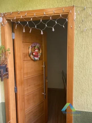 Imagem SACOMÃ Sobrado, 64 metros, 2 dormitórios, 1 vaga com ótima localização e valor !!