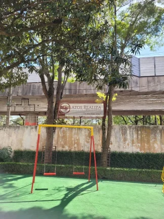 Imagem Vendo Oportunidade em Santo Amaro, Apartamento Espaçoso de 83m², 3 dormitórios, 1 vaga de garagem, venda por R$450.000. Oportunidade.