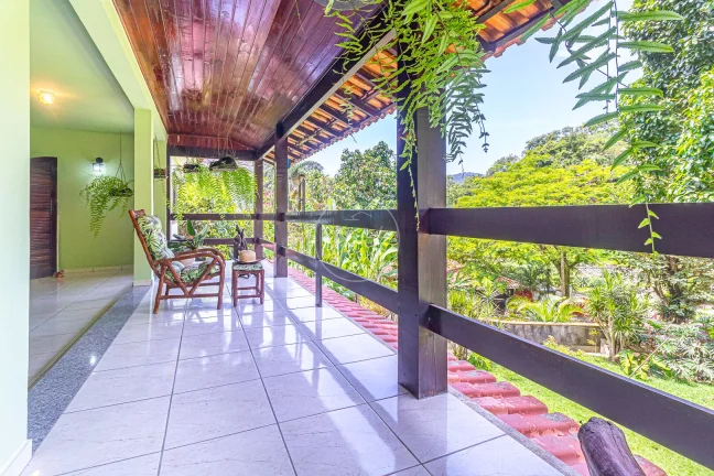 Imagem CASA com 4 SUÍTES em Itaipu/Niteroi - R$ 980.000 - 1.960m²