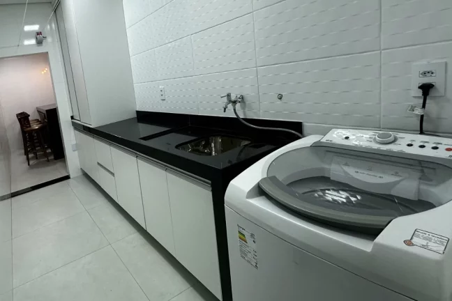 Imagem Casa de vila para venda em Vila Santa Cruz com 3 quartos, sendo 2 suítes, 280m2