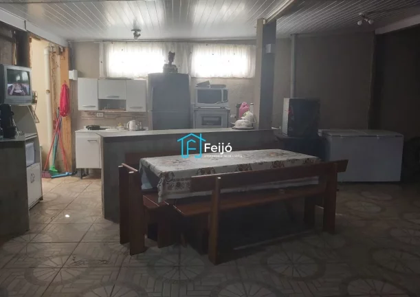 Imagem Casa de Religião a venda localizado no bairro Ponta Grossa