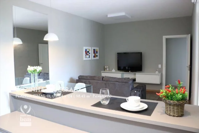 Imagem Apartamento 98 m² com sacada, 3 quartos sendo 1 suíte à venda por R$ 822.000 - Alto da Glória - Curitiba/PR