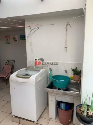 Imagem Sobrado à venda 3 Quartos, 2 Vagas, 217M², Santa Maria, São Caetano do Sul - SP