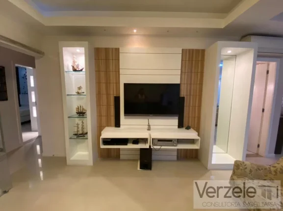Imagem Apartamento 4 ou + dormitórios para Venda em Itapema / SC no bairro Meia Praia