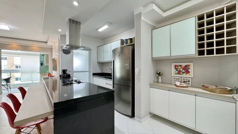 Imagem Apartamento decorado à venda na Riviera de São Lourenço módulo 8