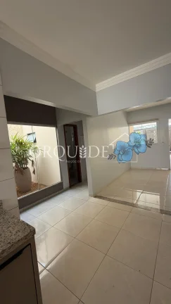 Imagem Imperdível oportunidade: Casa à venda em Rio Verde-GO, Residencial Solar dos Ataídes 2ª Etapa, 3 quartos, 1 suíte, 2 vagas, 112m².