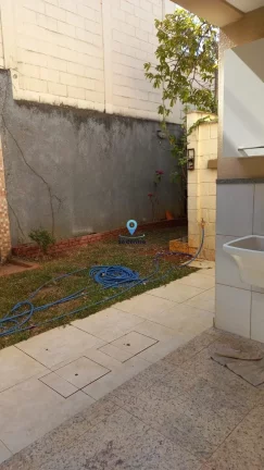 Imagem Casa em Condomínio com 4 Dormitórios e Piscina - Cabral, Contagem - MG Excelente casa em condomín...