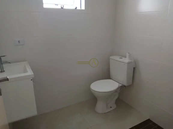 Imagem Casa sobreposta bem localizado à venda em Peruíbe