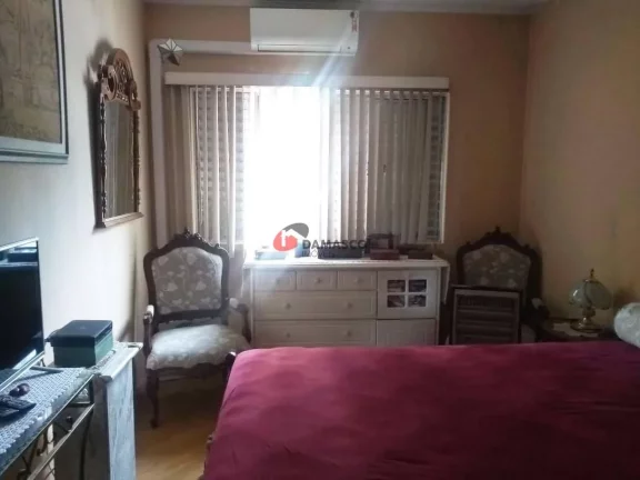 Imagem Sobrado à venda 3 Quartos, 1 Suite, 2 Vagas, 238M², Centro, Santo André - SP