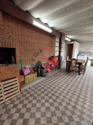 Imagem Casa Térrea estudo permuta de menor valor na praia de itanhaem ,3 dorms ,quintal e churrasq ,3 vagas bairro ,Parque São Vicente, Mauá