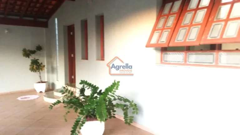 Imagem Casa à venda no bairro Jardim Nossa Senhora das Graças - Mogi Guaçu/SP
