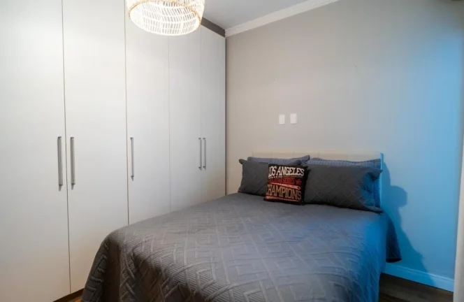 Imagem Casa em Condomínio de Luxo em Itapeva, Votorantim-SP: 3 Quartos, 3 Suítes, 4 Vagas de Garagem, 280m² de Área!