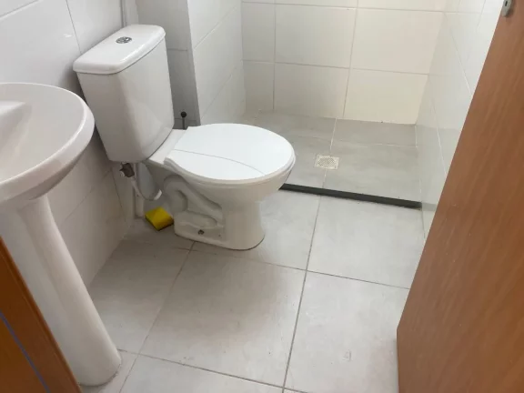 Imagem Apartamento com 2 dormitórios à venda, 45 m² por R$ 200.000,00 - Parque Santa Rosa - Suzano/SP