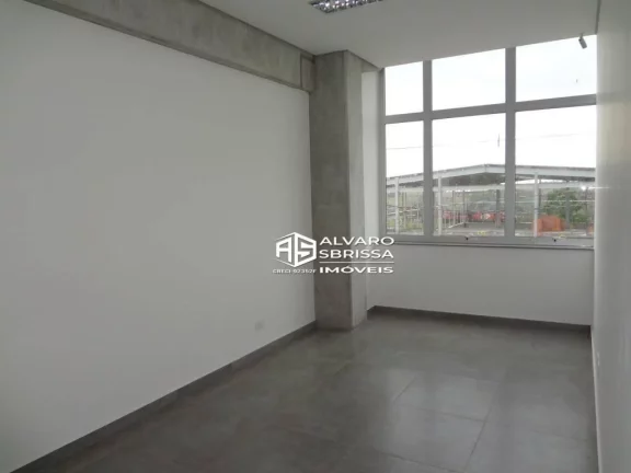 Imagem GALPÃO em concreto pré-moldado, em condomínio industrial na cidade de ITU SP 1129m2 área construída em terreno de 1500m2