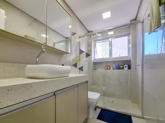 Imagem Apartamento para Venda em Santos, Embaré, 2 dormitórios, 1 banheiro, 1 vaga