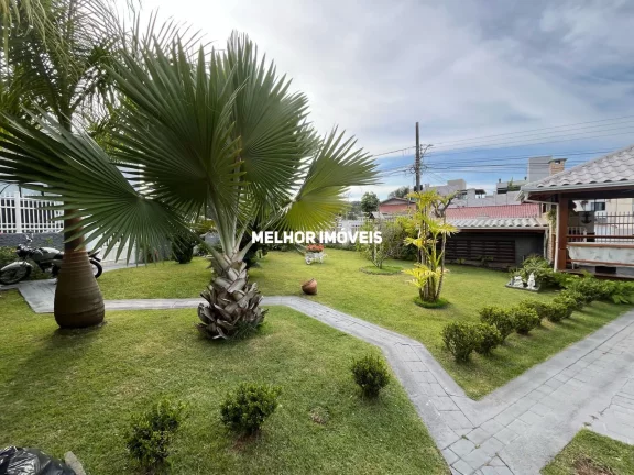 Imagem Terreno com 03 Sobrados Geminados à Venda – Praia dos Amores, Balneário Camboriú