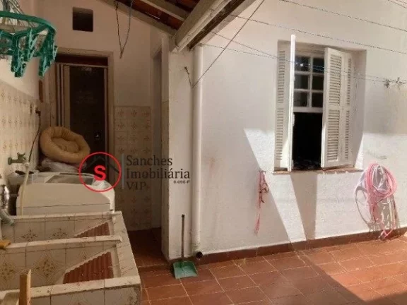 Imagem VENDA SOBRADO DE VILA NA MOOCA Rua tranquila e totalmente residencial, com monitoramento de câmeras Excelente localização, próximo a Igreja N. SRA. Do