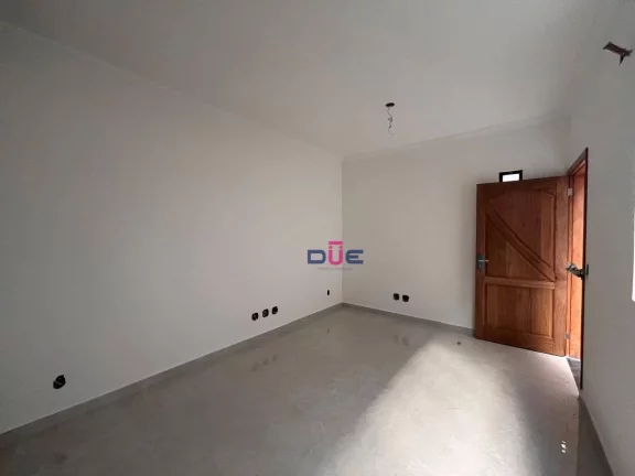 Imagem Casa sobreposta térrea com 3 suítes sendo 1 privativa e 2 americanas, no Embaré só 950 mil com 2 vagas. Novinha!!!