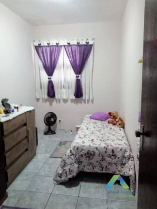 Imagem SANTO ANDRÉ Excelente sobrado 235 metros, 3 dormitórios, Edícula, 2 vagas com excelente localização e valor !!!