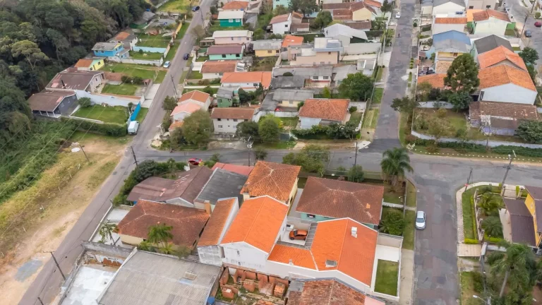 Imagem Terreno de esquina em Santa Felicidade