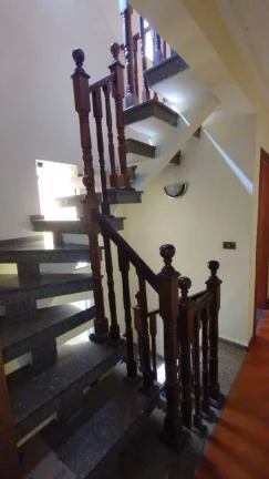 Imagem Sobrado com 3 dormitórios para alugar, 350 m² por R$ 3.150,00/mês - Parque Marajoara - Santo André/SP