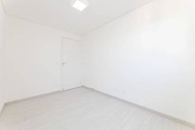 Imagem Apartamento de dois quartos no Bacacheri
