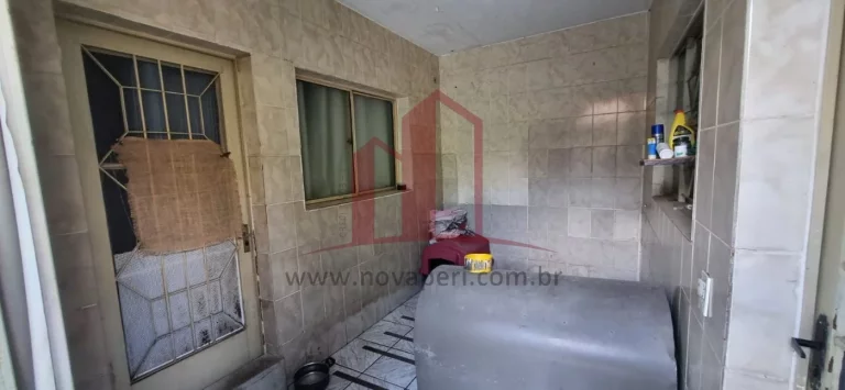 Imagem Imperdível oportunidade de adquirir casa a venda no Jardim Alegria, Francisco Morato-SP! 2 quartos, 1 sala, 2 vagas de garagem.