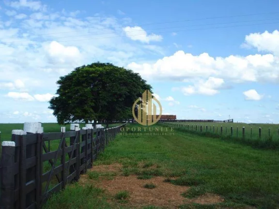 Imagem Fazenda à venda, 49464800 m² por R$ 511.000.000,00 - Centro - Pompéia/SP