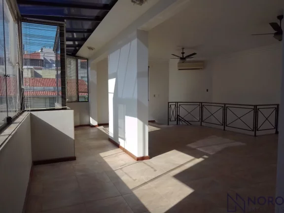 Imagem Ampla cobertura no Condomínio Bougainville de 4 dormitórios com suíte