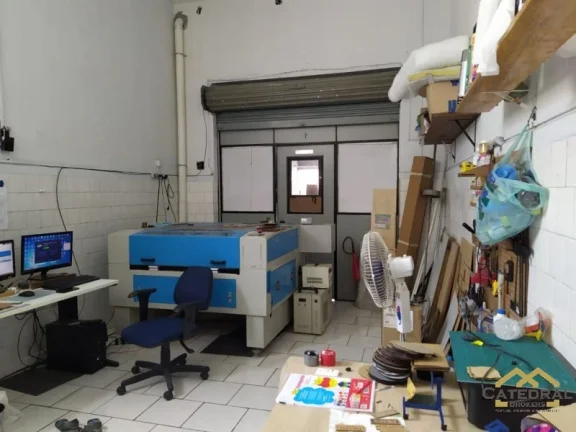 Imagem 2 Casas e 1 Loja no mesmo terreno a Venda na Rua Pirapora - Jundiaí/SP