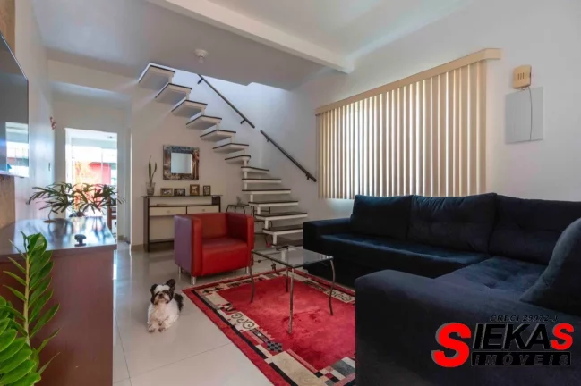 Imagem Imperdível: Casa à venda em São Paulo-SP, bairro Altos de Vila Prudente! 3 quartos, 1 sala, 3 vagas, 150m². Confira já!