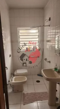 Imagem Casa à Venda no bairro Batistini com 2 dormitórios, edícula e 4 vagas