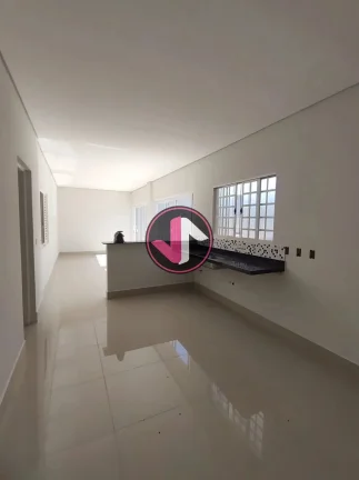 Imagem Casa no Bairro Santa Cruz 1 - cuiabá - MT Esta casa nova oferece um ambiente espaçoso e confortáv...