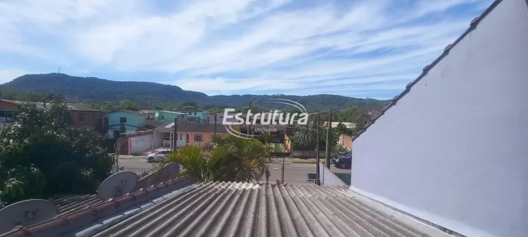 Imagem Casa de 3 dormitórios financiável na Carolina