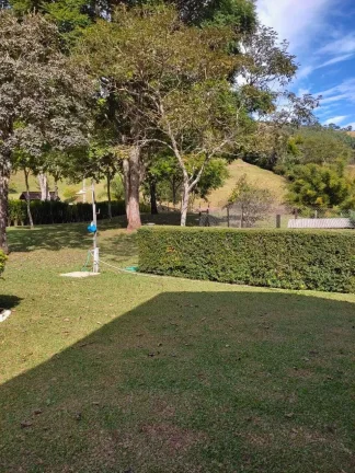 Imagem Terreno Exclusivo de 30.000 m² com Nascente e Vista Frontal para a Pedra do Baú
