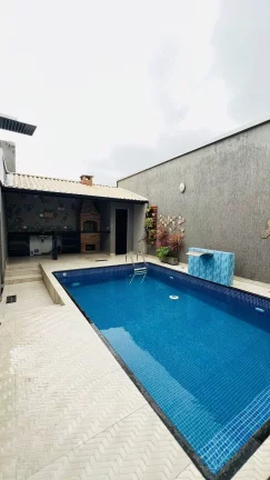 Imagem Lindo sobrado com dois dormitórios condomínio Maracanã - Praia Grande - SP