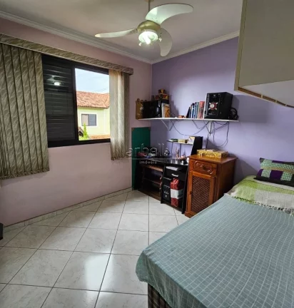 Imagem Casa em condomínio com 85 M², com 2 quartos sendo 1 suíte, copa cozinha com balcão tipo american...