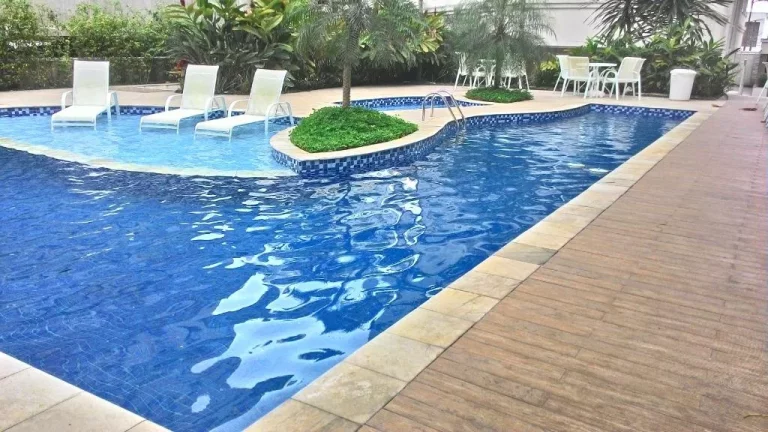 Imagem PITANGUEIRAS- MARAVILHOSO APARTAMENTO COM MARAVILHOSA ÁREA DE LAZER , 02 VAGAS .